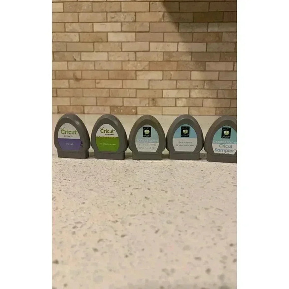 cricut mega bundle - Picture 8 of 12